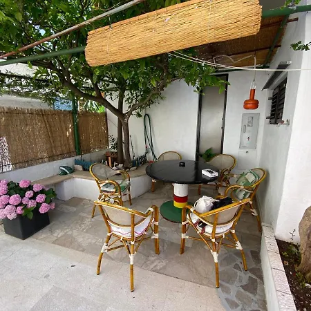 Karla Apartamento Makarska