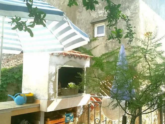 Karla Μακάρσκα